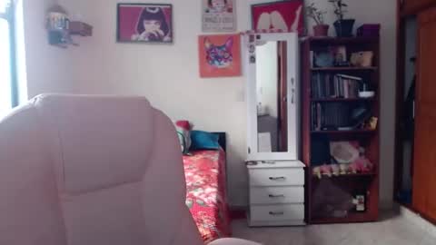 mary online show from March 8, 12:41 pm