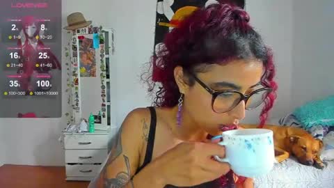 mary online show from March 30, 8:54 pm