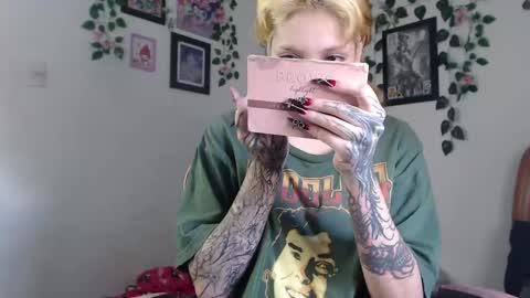                      100   online show from January 8, 8:07 pm