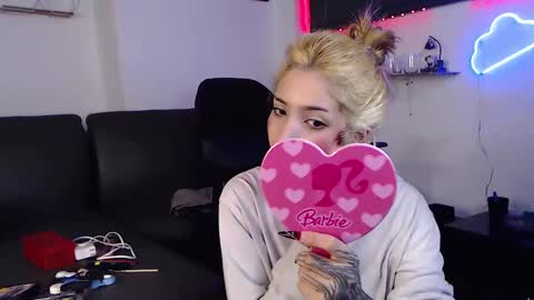                      100   online show from February 19, 7:05 pm