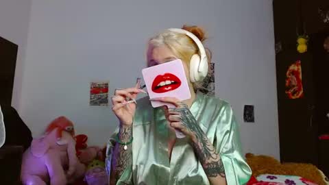                      100   online show from July 21, 2:08 pm