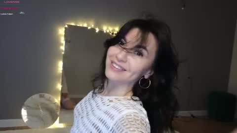 Snapshot of mary_love16 chatting on March 8, 5:38 am Maria online show from March 8, 5:38 am