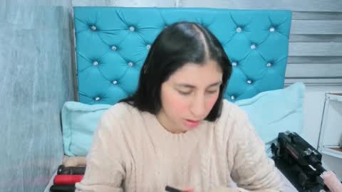  Mary Moon  online show from February 12, 11:07 am