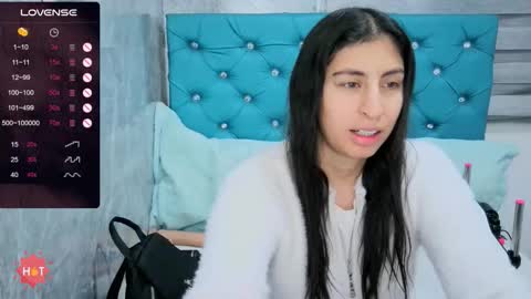 Snapshot of mary_mood_ chatting on October 31, 10:27 am  Mary Moon  online show from October 31, 10:27 am