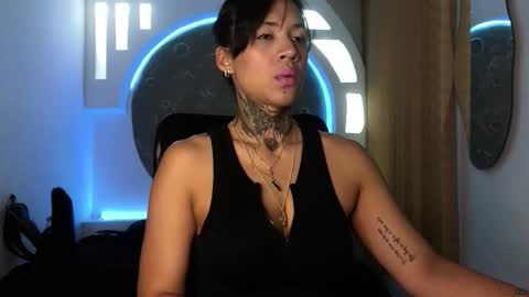 M A R Y online show from December 14, 4:29 am