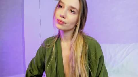 Snapshot of mary_shiota chatting on February 5, 12:10 pm HelIo Everyone Im MaryWelcome to my room and lets have a good time together with me online show from February 5, 12:10 pm