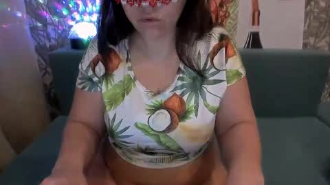Snapshot of mary_touch chatting on April 18, 9:48 pm mary_touch online show from April 18, 9:48 pm