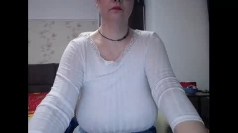 Snapshot of mary_x chatting on February 24, 3:48 am Mary online show from February 24, 3:48 am