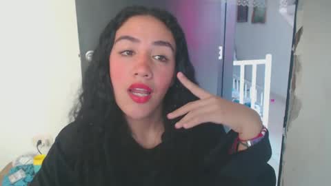 Snapshot of maryam_arabicmilk chatting on December 2, 7:16 pm maryam_arabicmilk online show from December 2, 7:16 pm