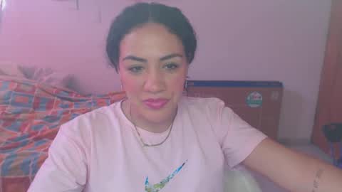 Snapshot of maryam_arabicmilk chatting on September 30, 3:39 pm maryam_arabicmilk online show from September 30, 3:39 pm