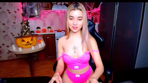 maryam online show from November 1, 12:56 am