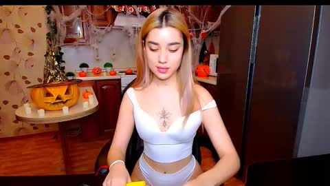 maryam online show from November 2, 12:46 am