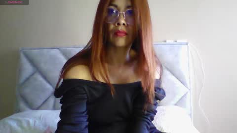 Snapshot of maryamgirl08 chatting on March 21, 9:51 pm Engracia online show from March 21, 9:51 pm