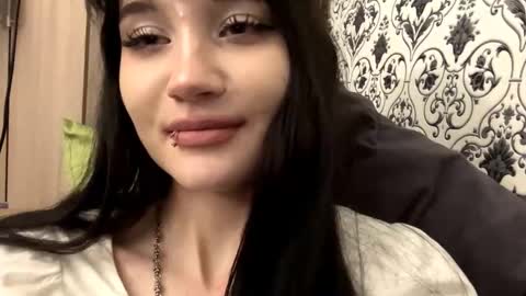 Snapshot of maryamtraylor chatting on November 25, 2:06 pm Sofia online show from November 25, 2:06 pm