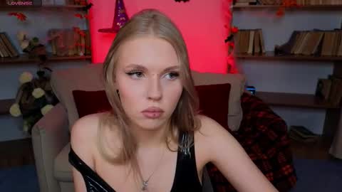 Snapshot of maryan_aa chatting on October 21, 3:29 am Maryana online show from October 21, 3:29 am
