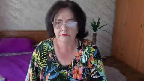 Mary online show from June 13, 9:29 am