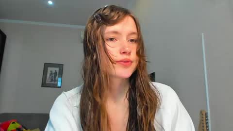 Maryann online show from May 26, 11:06 am