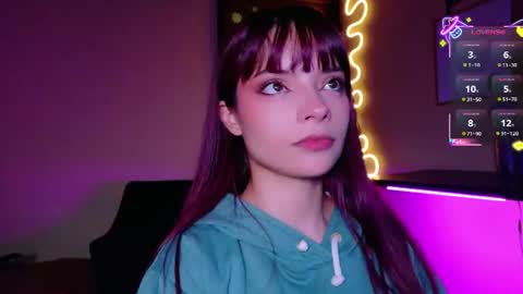     online show from June 19, 4:39 am