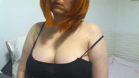 marycrazy2025 online show from May 27, 1:57 am
