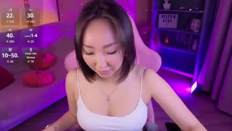 Mary online show from July 26, 12:23 pm