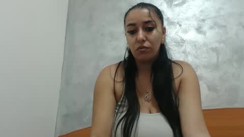 Snapshot of maryem199115 chatting on November 21, 1:54 pm maryem online show from November 21, 1:54 pm