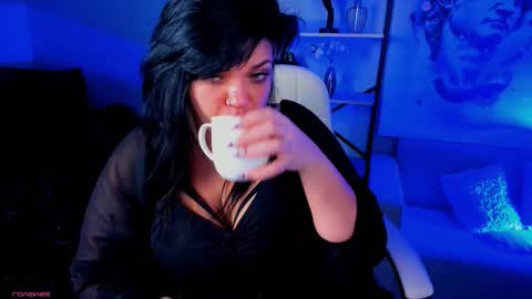 Mary online show from October 28, 11:29 pm