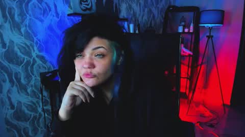 Mary online show from November 3, 11:26 pm