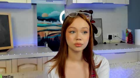 Snapshot of maryhart_ chatting on November 17, 10:10 am MaryHart online show from November 17, 10:10 am