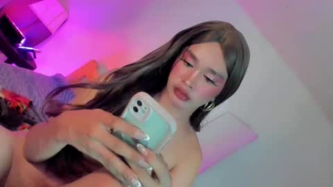 Snapshot of maryhugecock69 chatting on March 6, 6:59 pm maryhugecock69 online show from March 6, 6:59 pm