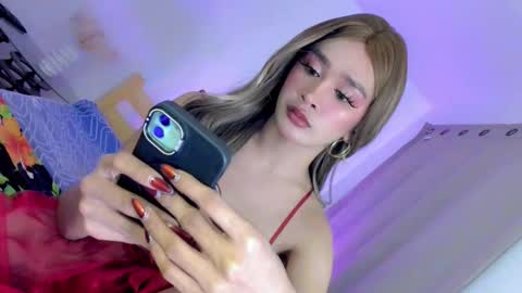 Snapshot of maryhugecock69 chatting on April 6, 5:58 pm maryhugecock69 online show from April 6, 5:58 pm