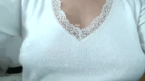 Maryil online show from December 3, 10:50 am