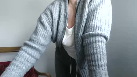 Maryil online show from December 26, 3:42 pm