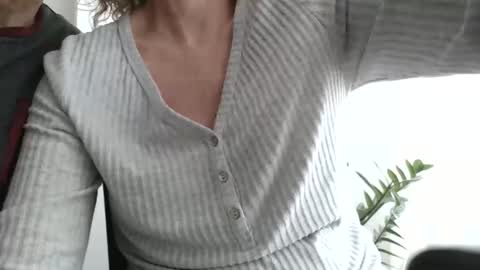 Maryil online show from March 30, 12:17 pm