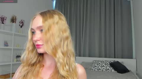 Hannah 3 online show from September 24, 9:01 am