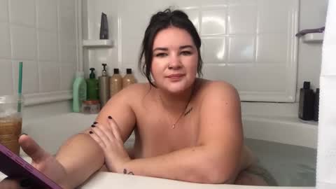 MJ online show from January 15, 6:22 pm