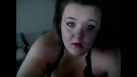 Snapshot of maryjane7036 chatting on February 17, 3:25 am maryjane7036 online show from February 17, 3:25 am