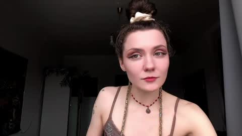 Snapshot of maryjanecantey chatting on March 28, 10:15 am MaryJane online show from March 28, 10:15 am