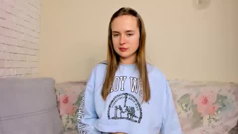 Snapshot of marylee_21 chatting on February 22, 8:07 pm Mari online show from February 22, 8:07 pm