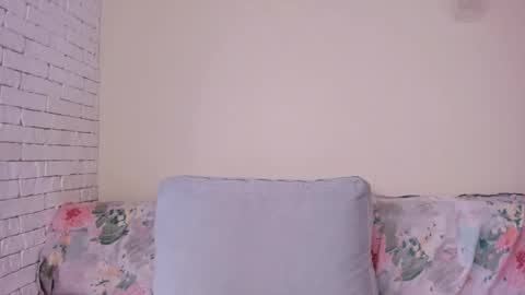 Snapshot of marylee_21 chatting on March 18, 7:33 am Mari online show from March 18, 7:33 am