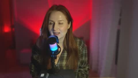 SirenVictoria online show from April 29, 8:37 pm