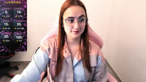 Dulce Maria online show from January 30, 12:07 am