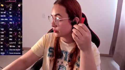 Dulce Maria online show from October 9, 5:55 pm