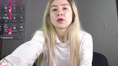 maryly rose online show from October 15, 5:46 pm