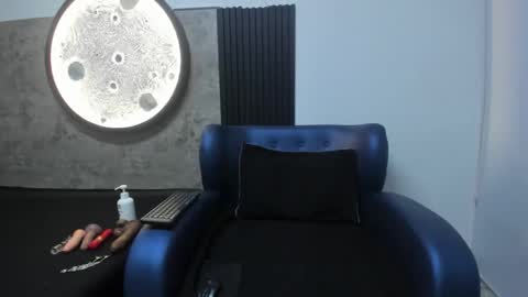 mary online show from May 16, 7:34 pm