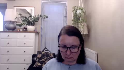 Mary online show from September 22, 12:18 pm