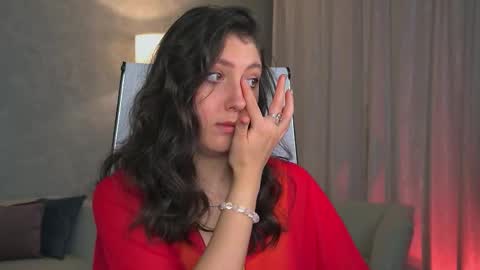 Mary Miller online show from September 24, 12:52 pm