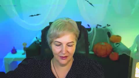 Snapshot of marymogan chatting on October 20, 4:02 am marymogan online show from October 20, 4:02 am