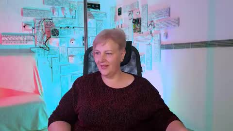 Snapshot of marymogan chatting on November 26, 3:13 pm marymogan online show from November 26, 3:13 pm