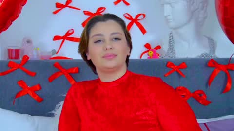 Snapshot of marymurrays chatting on February 14, 1:34 am MaryMurrays online show from February 14, 1:34 am