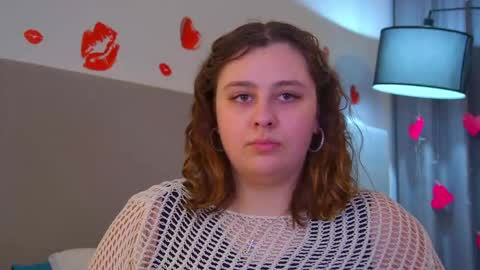 Snapshot of marymurrays chatting on March 22, 6:33 pm MaryMurrays online show from March 22, 6:33 pm